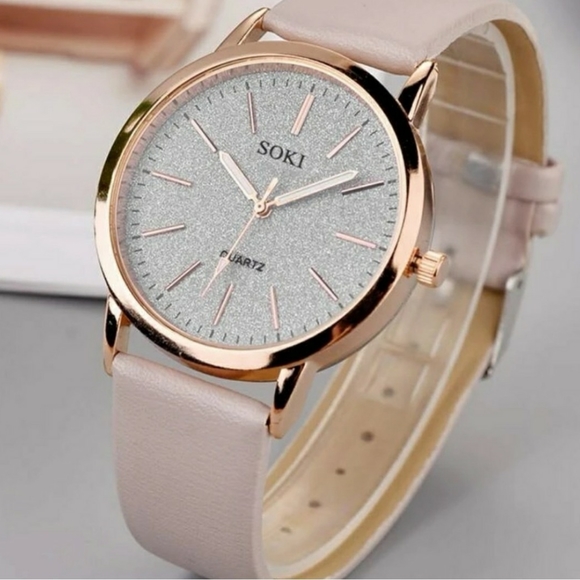 Women's quartz fashion watch and matching bracelet, NWOT - Picture 3 of 5